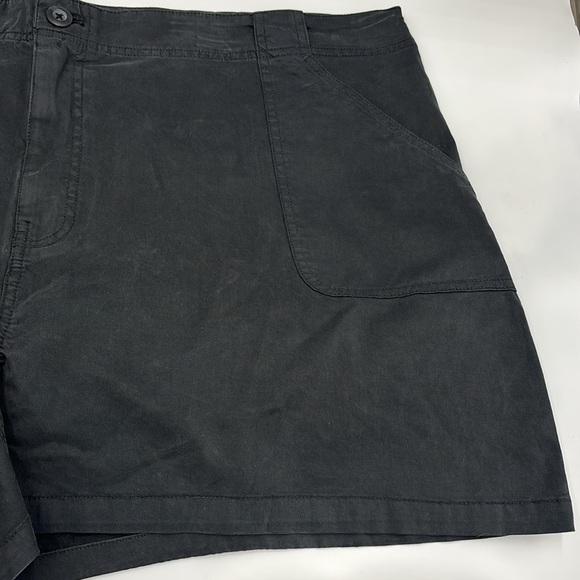 BP. Shorts - Picture 2 of 6